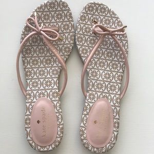 *NEW Kate Spade Sandals 🎆Host Pick!🎆